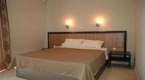 Sarti Plaza Hotel ภายนอก รูปภาพ