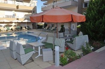 Sarti Plaza Hotel ภายนอก รูปภาพ